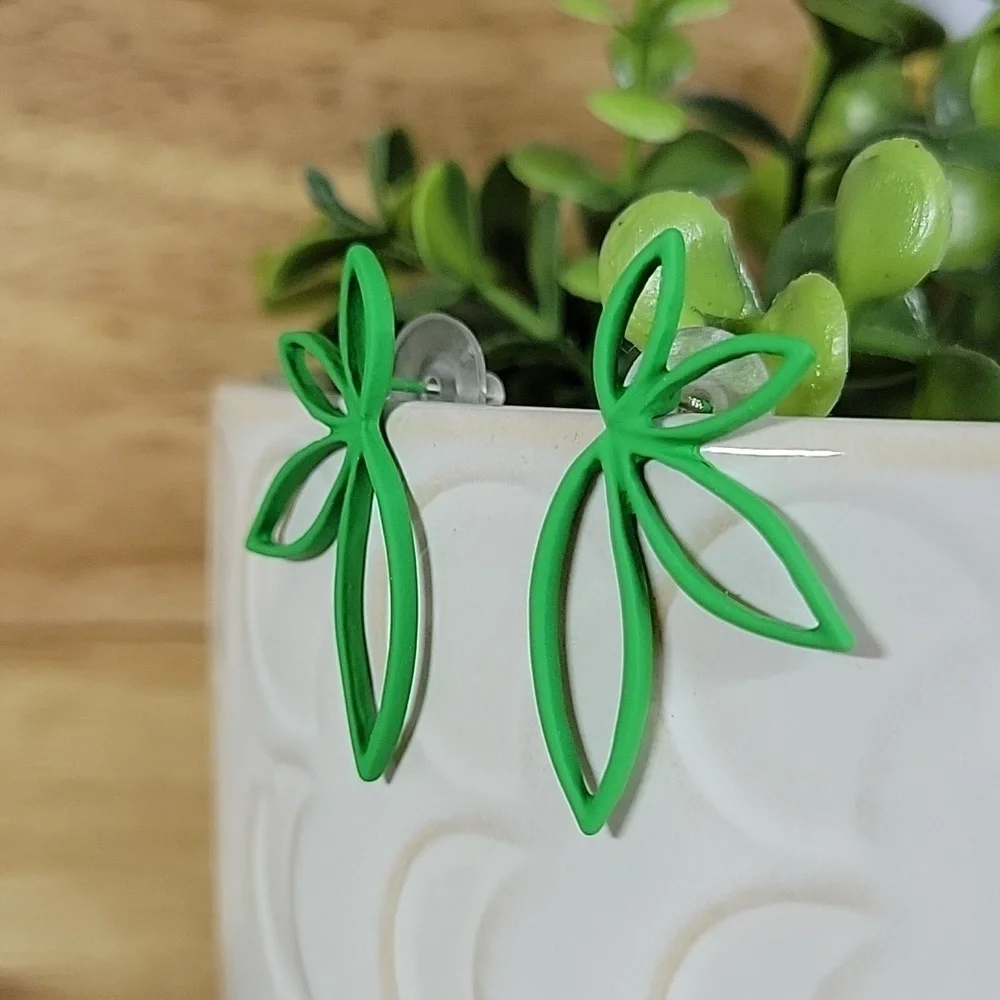 🔥LAST PAIR🔥Y2K Green Leaf Earrings